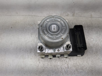 2016-2021 Volvo Xc90 ABS Pump Control Module Replacement P/N:P31680101 10.0220-0971.4 Fits Fits 2016 2017 2018 2019 2020 2021 OEM Used Auto Parts