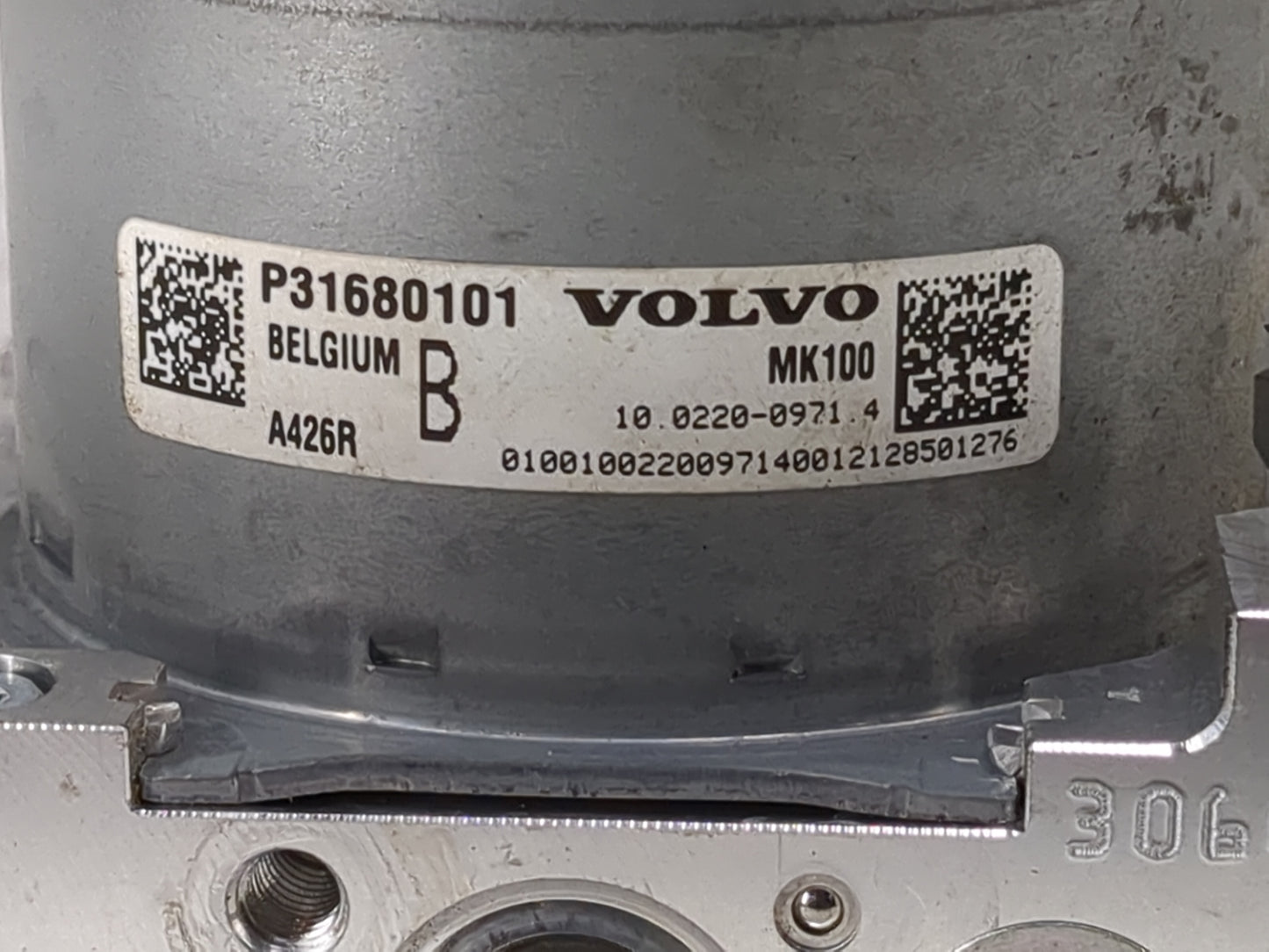 2016-2021 Volvo Xc90 ABS Pump Control Module Replacement P/N:P31680101 10.0220-0971.4 Fits Fits 2016 2017 2018 2019 2020 202
