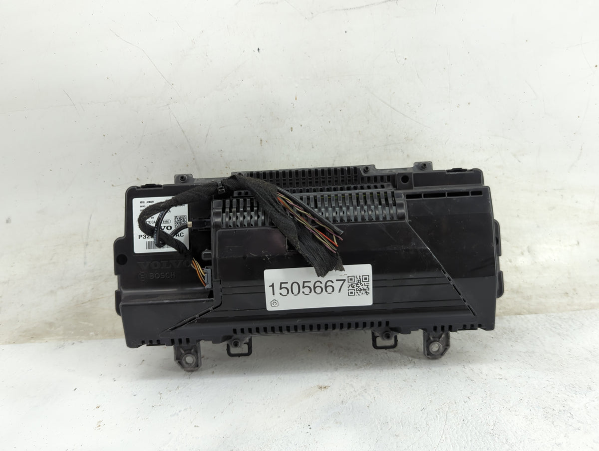 2022 Volvo Xc90 Instrument Cluster Speedometer Gauges P/N:P32287381 0263719360, AD8QM Miles: Fits Fits 2020 2021 OEM Used Au