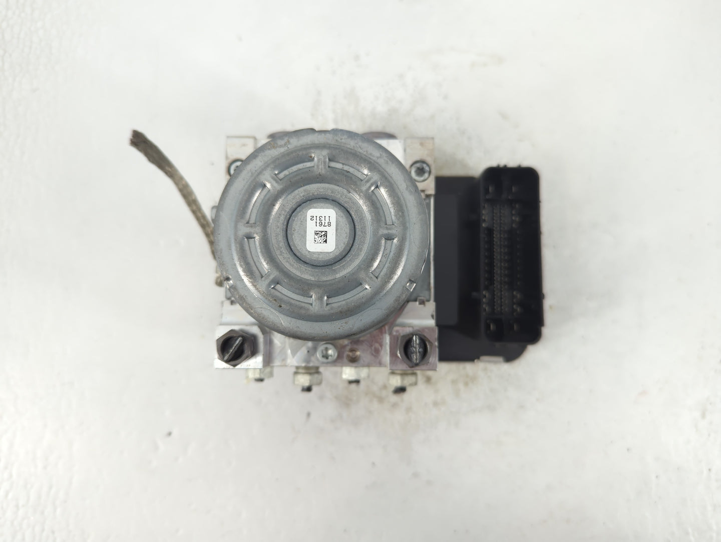 2022 Volvo Xc90 ABS Pump Control Module Replacement P/N:P31680101 Fits OEM Used Auto Parts - Oemusedautoparts1.com