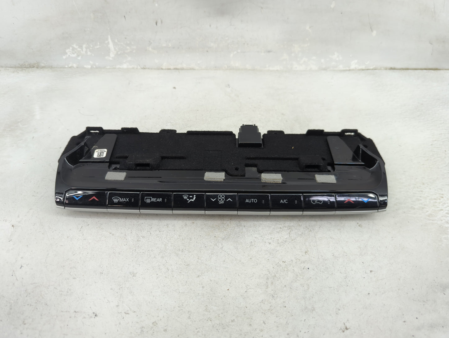 2022 Wagoneer Wagoneer Climate Control Module Temperature AC/Heater Replacement P/N:P68423822AG Fits OEM Used Auto Parts - O