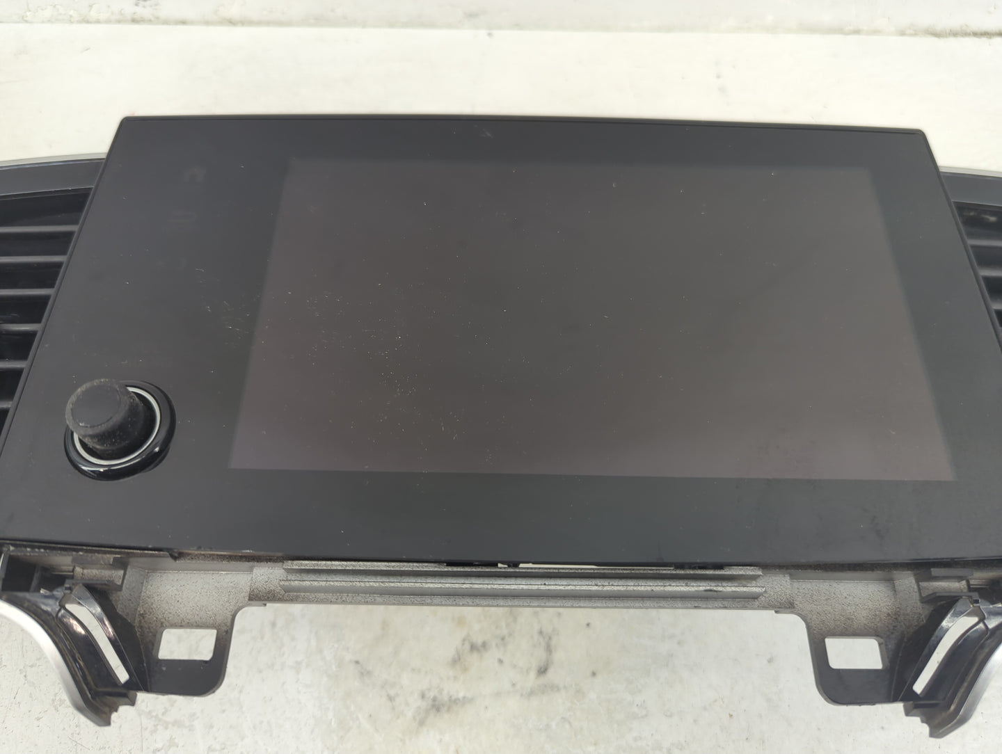 2021 Honda Passport Radio AM FM Cd Player Receiver Replacement P/N:QF6A9AO Fits OEM Used Auto Parts - Oemusedautoparts1.com