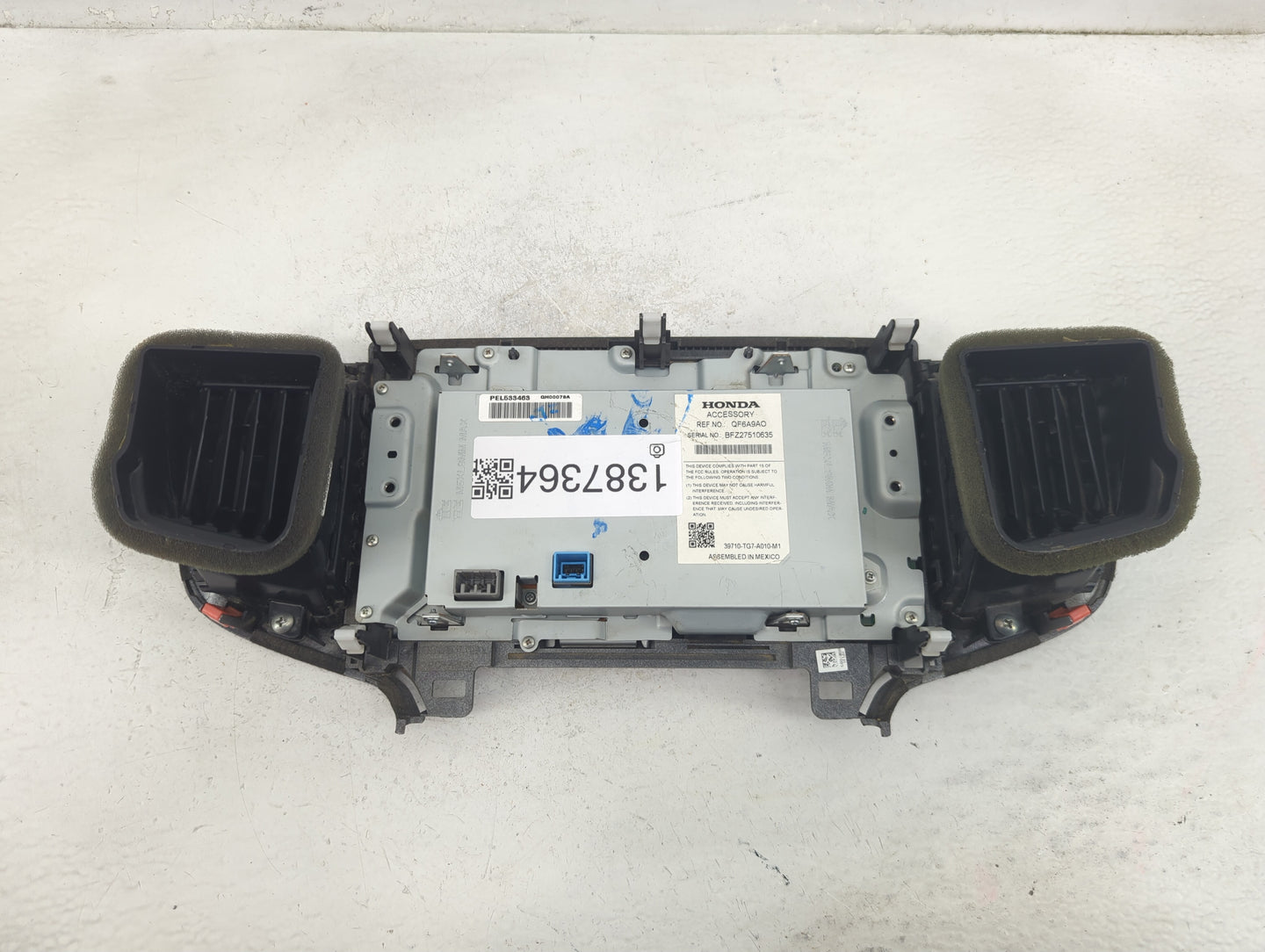 2021 Honda Passport Radio AM FM Cd Player Receiver Replacement P/N:QF6A9AO Fits OEM Used Auto Parts - Oemusedautoparts1.com