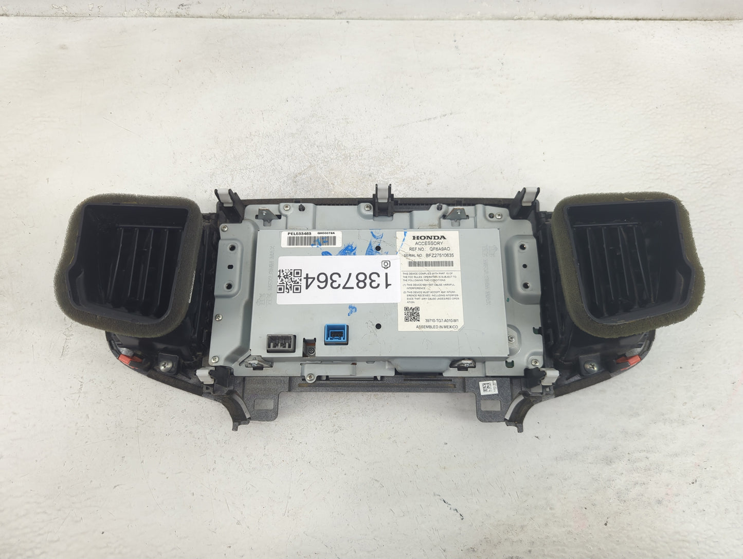 2021 Honda Passport Radio AM FM Cd Player Receiver Replacement P/N:QF6A9AO Fits OEM Used Auto Parts - Oemusedautoparts1.com