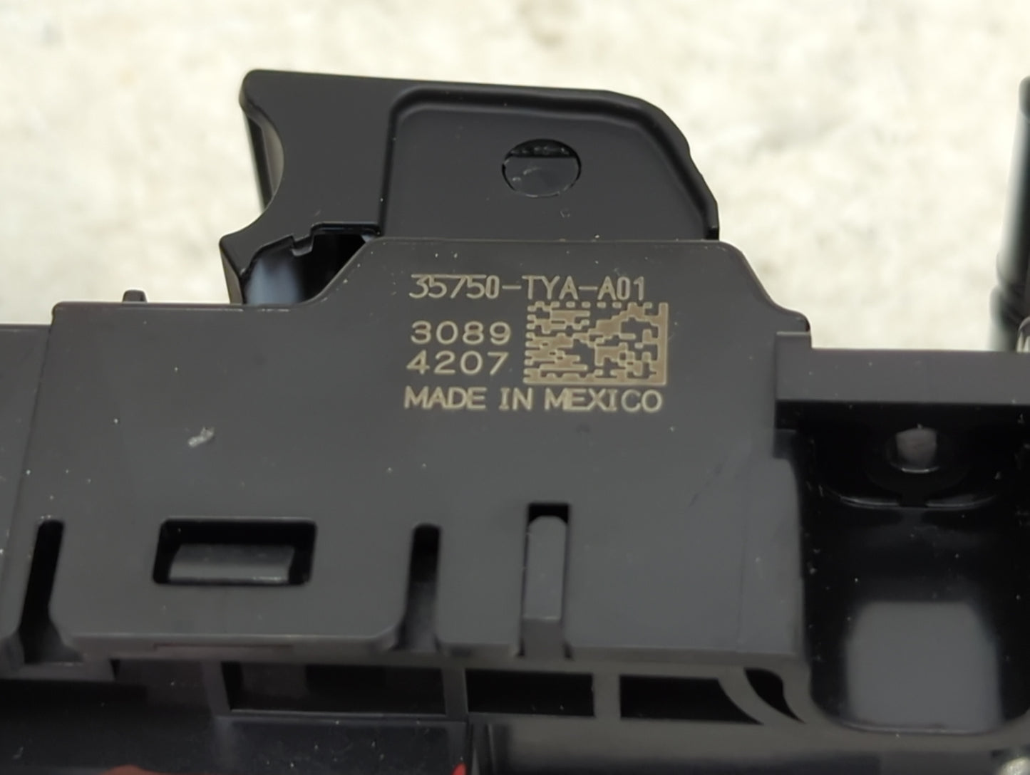 2023 Acura Mdx Master Power Window Switch Replacement Driver Side Left P/N:35750-TYA-A01 Fits OEM Used Auto Parts - Oemuseda