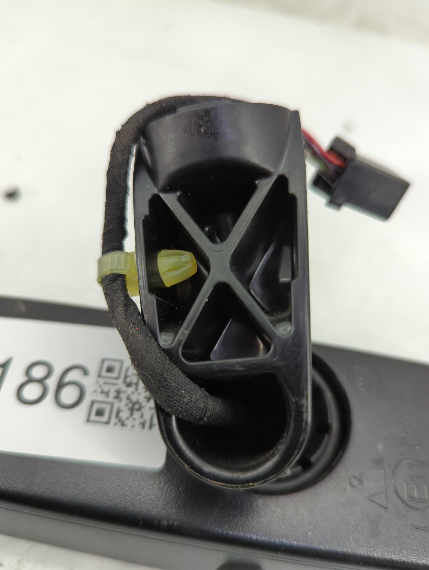 2021-2022 Acura Tlx Interior Rear View Mirror Replacement OEM P/N:A102490 E11038122 Fits Fits 2021 2022 OEM Used Auto Parts 