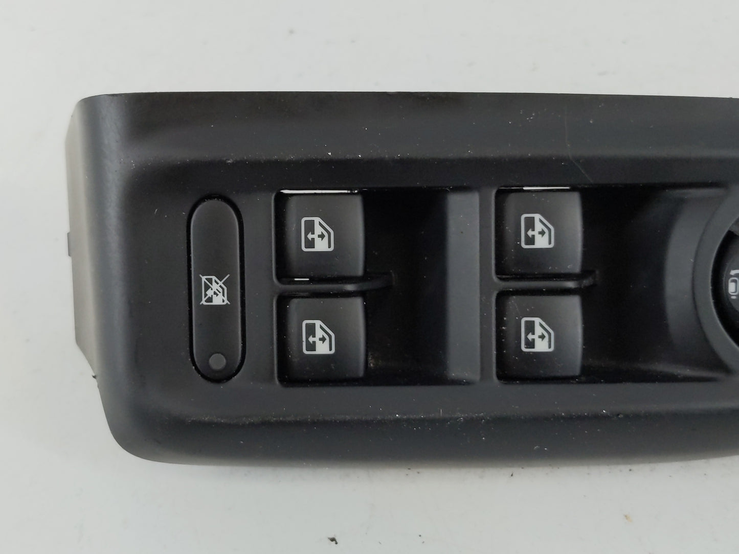 2023 Aftermarket Hornet Master Power Window Switch Replacement Driver Side Left P/N:01561676310 30171691 Fits OEM Used Auto 