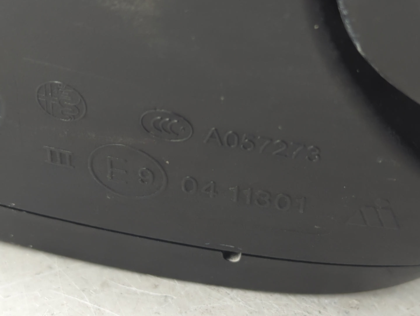 2023 Alfa Romeo Giulia Passenger Side View Mirror - Right Door Mirror OEM Used - Oemusedautoparts1.com
