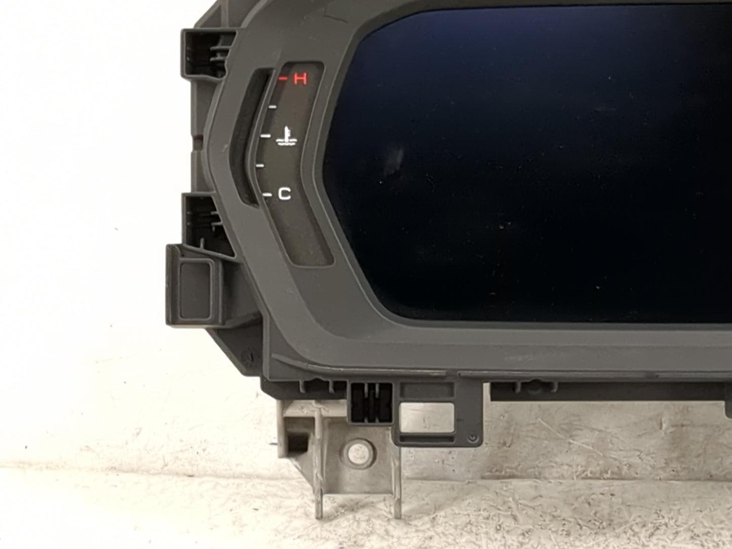 2023 Audi A3 Instrument Cluster Speedometer Gauges P/N:8Y0920800B 8Y0190A Miles: Fits OEM Used Auto Parts - Oemusedautoparts