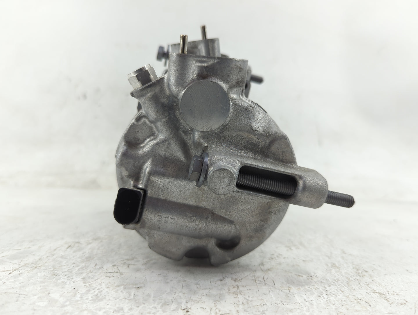 2019-2021 Audi Q3 Air Conditioning A/c Ac Compressor Oem - Oemusedautoparts1.com