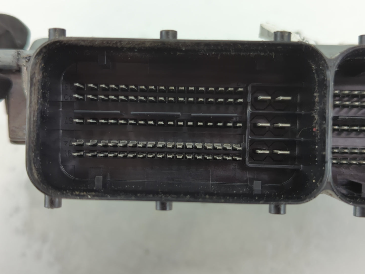 2023 Audi Q3 PCM Engine Control Computer ECU ECM PCU OEM P/N:06K 907 425 J Fits OEM Used Auto Parts - Oemusedautoparts1.com