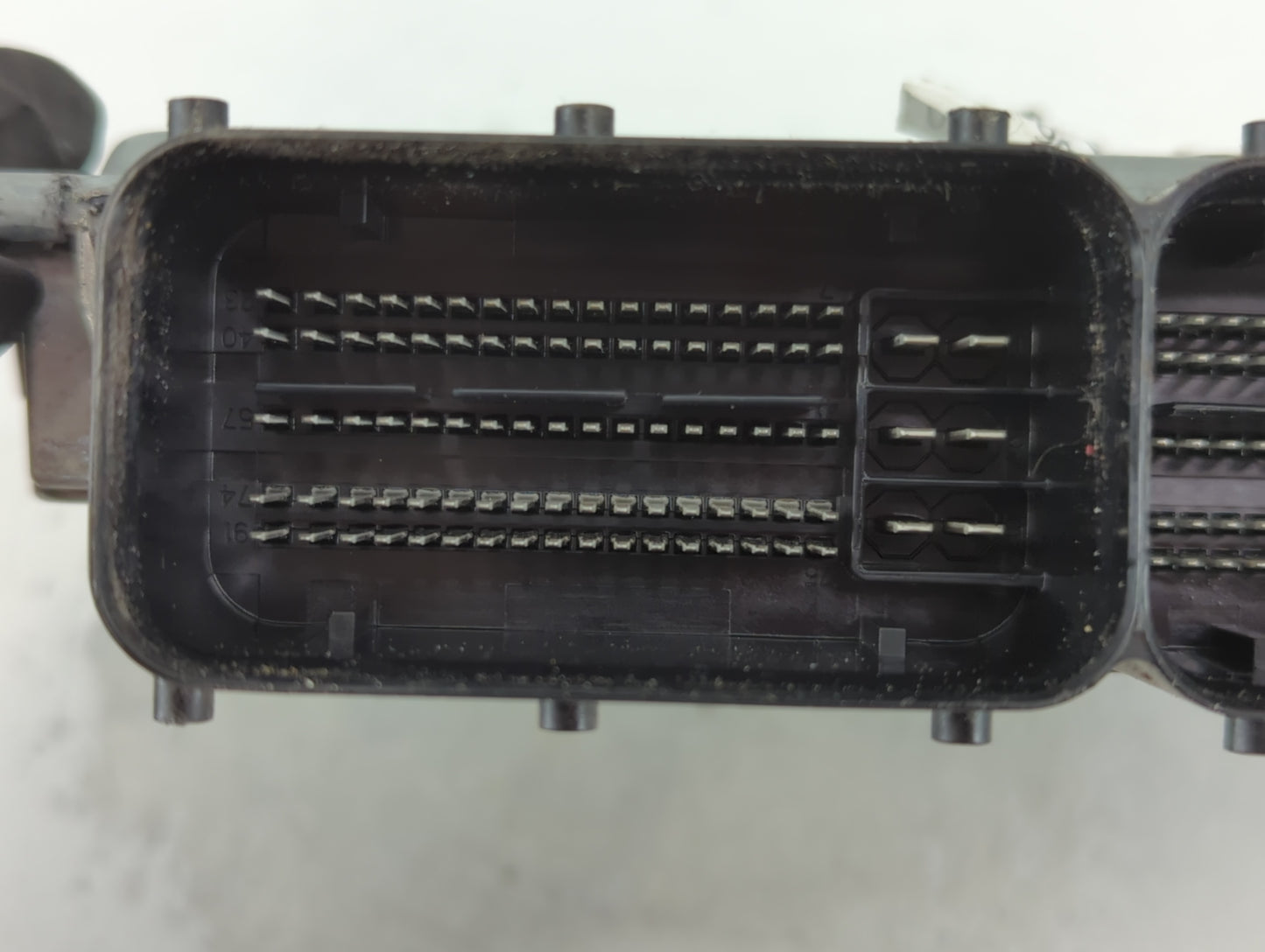 2023 Audi Q3 PCM Engine Control Computer ECU ECM PCU OEM P/N:06K 907 425 J Fits OEM Used Auto Parts - Oemusedautoparts1.com