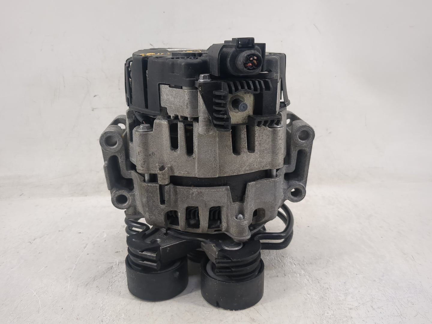 2021 Audi Q5 Alternator Replacement Generator Charging Assembly Engine OEM P/N:2721457E 06L 903 018 G Fits OEM Used Auto Par