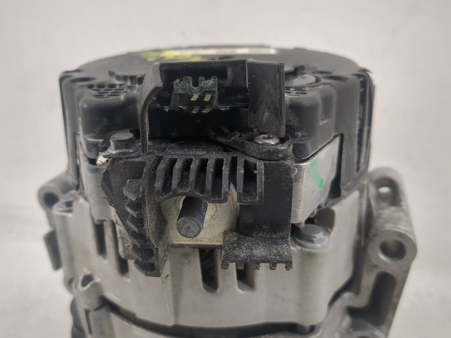 2021 Audi Q5 Alternator Replacement Generator Charging Assembly Engine OEM P/N:2721457E Fits OEM Used Auto Parts - Oemusedau