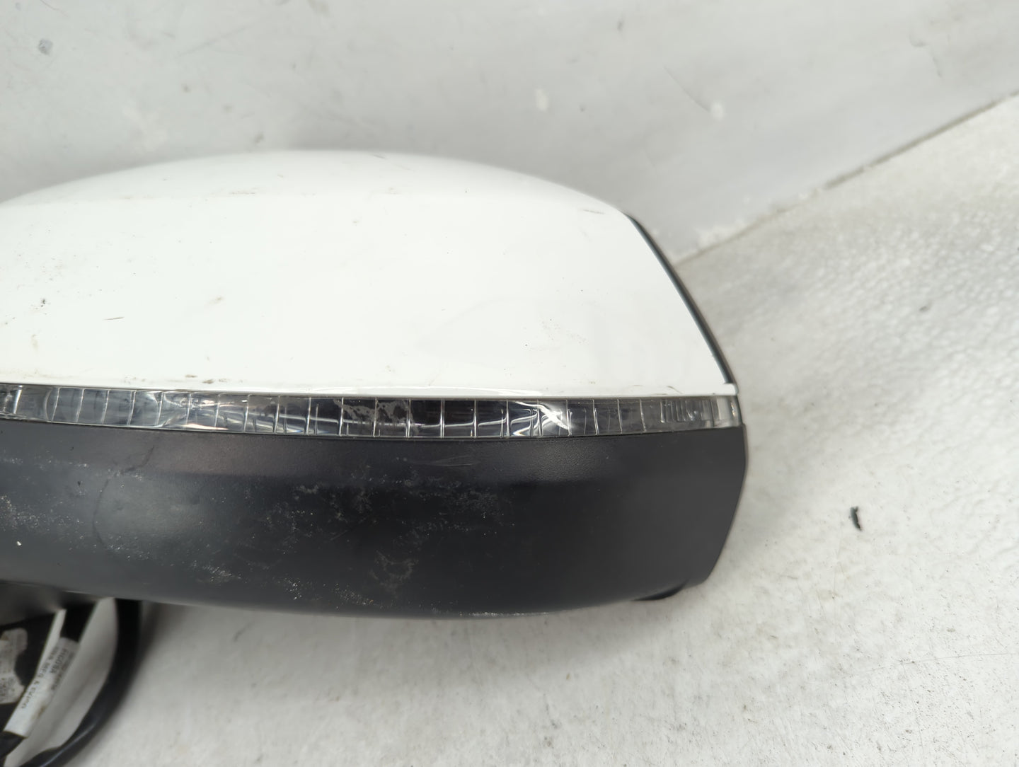 2018-2021 Audi Q5 Driver Side View Mirror - Left Door Mirror OEM Used - Oemusedautoparts1.com