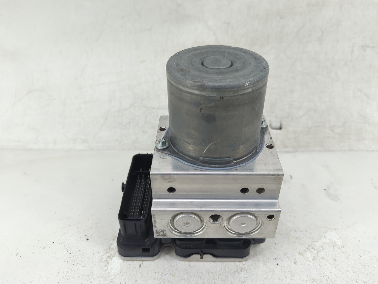 2020-2022 Audi Q7 ABS Pump Control Module Replacement P/N:4M6907379 Fits Fits 2020 2021 2022 OEM Used Auto Parts - Oemusedau