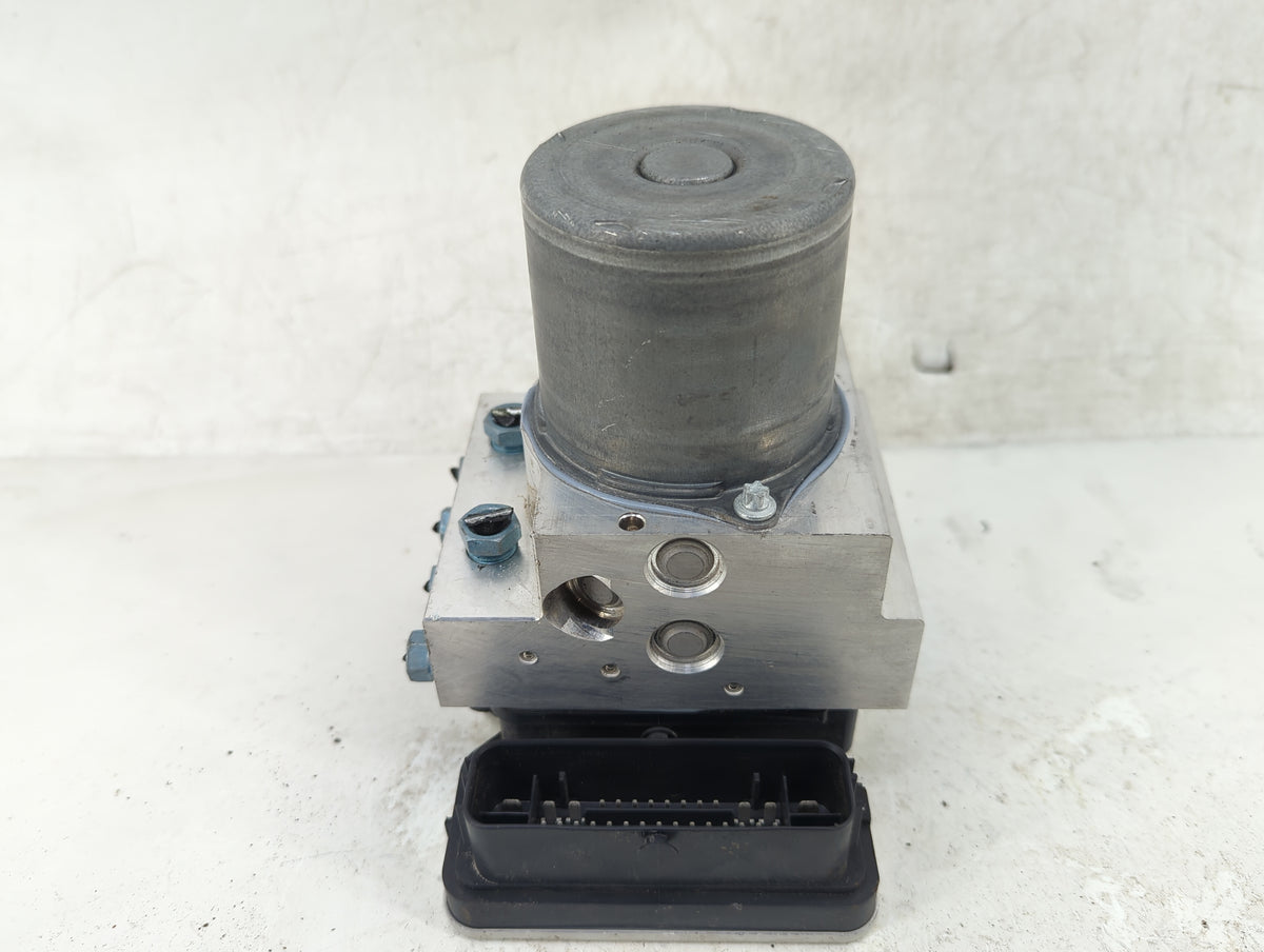 2020-2022 Audi Q7 ABS Pump Control Module Replacement P/N:4M6907379 Fits Fits 2020 2021 2022 OEM Used Auto Parts - Oemusedau