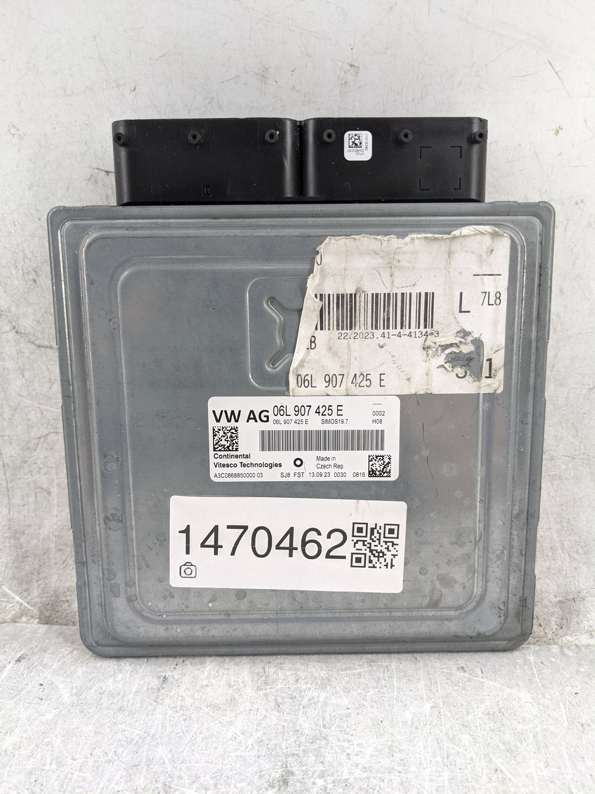 2023 Audi Q7 PCM Engine Control Computer ECU ECM PCU OEM P/N:06L907425E OEM Used Auto Parts - Oemusedautoparts1.com