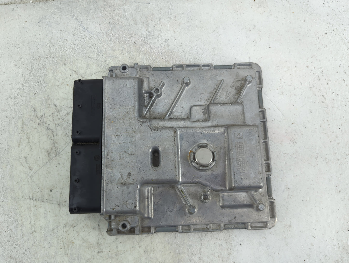2023 Audi Q7 PCM Engine Control Computer ECU ECM PCU OEM P/N:06L907425E SIMOS19.7, A3C0868850000 03 Fits Fits 2021 OEM Used 