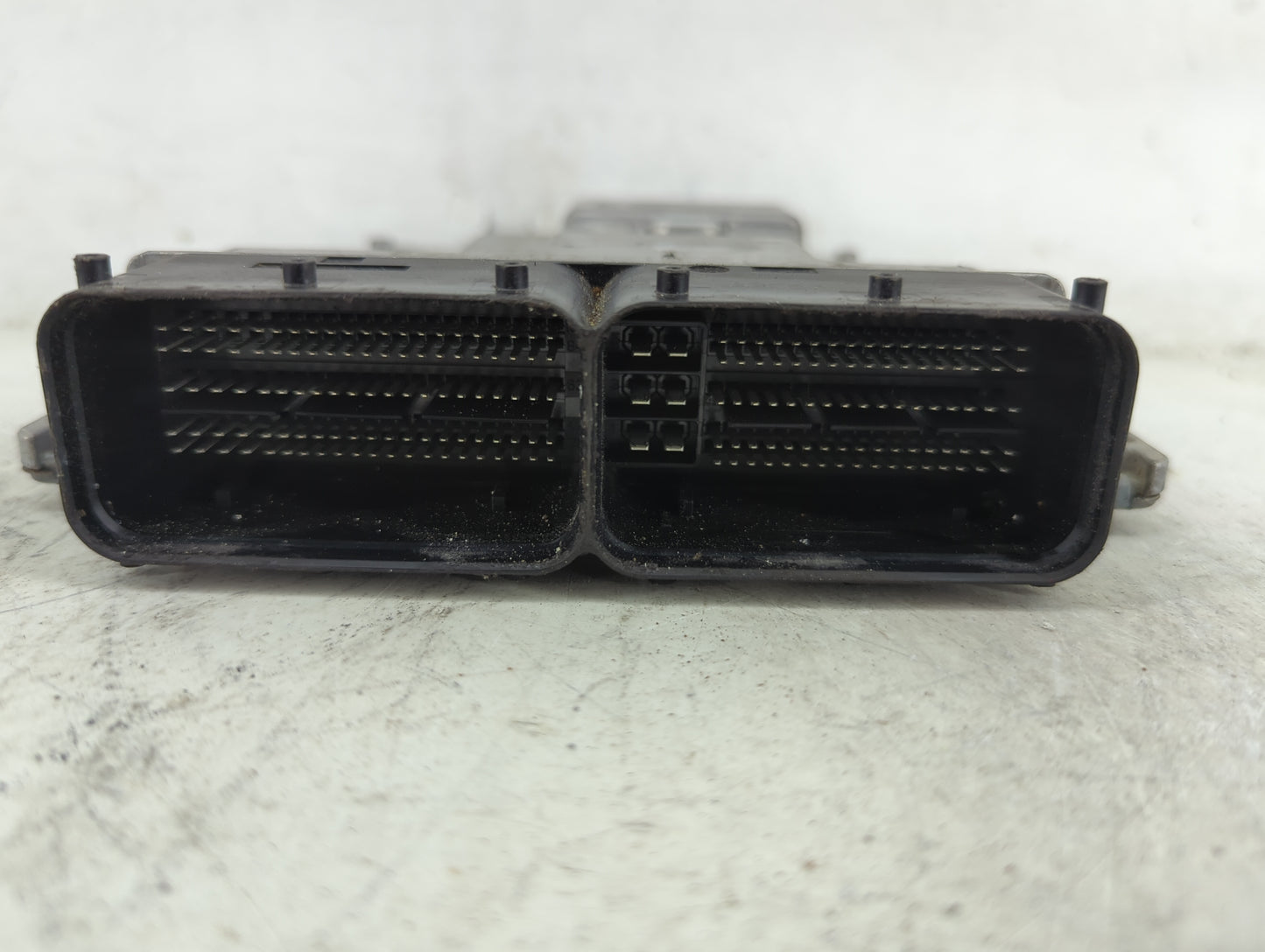 2023 Audi Q7 PCM Engine Control Computer ECU ECM PCU OEM P/N:06L907425E SIMOS19.7, A3C0868850000 03 Fits Fits 2021 OEM Used 