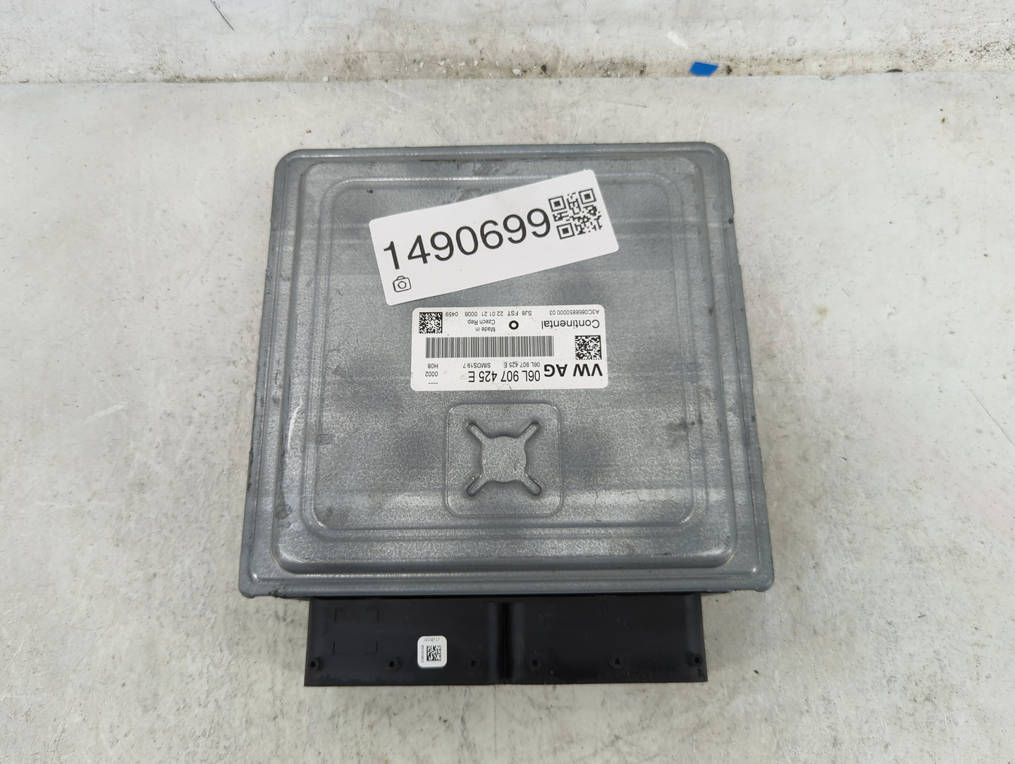 2023 Audi Q7 PCM Engine Control Computer ECU ECM PCU OEM P/N:06L907425E SIMOS19.7, A3C0868850000 03 Fits Fits 2021 OEM Used 