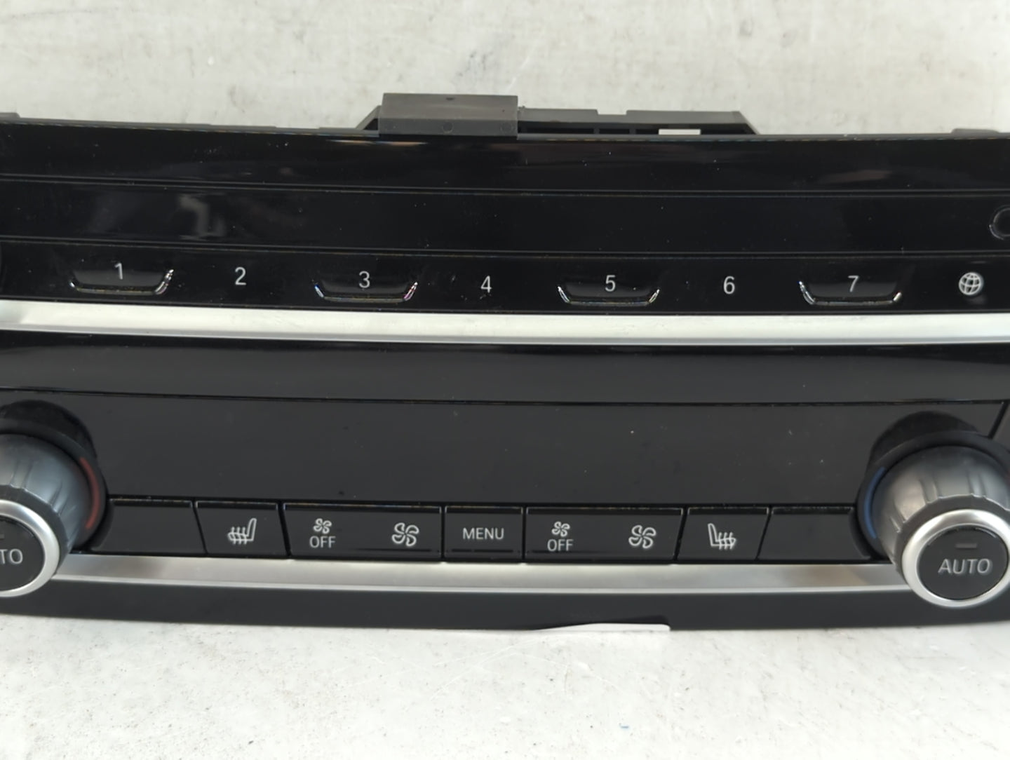 2023 Bmw 524td Climate Control Module Temperature AC/Heater Replacement P/N:90035-068 5A48006-02 Fits OEM Used Auto Parts - 