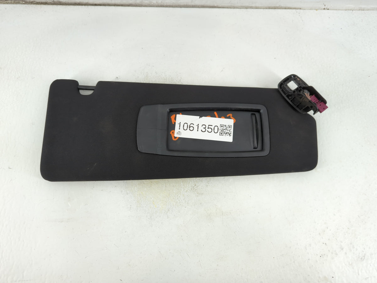 2023 Bmw 524td Sun Visor Shade Replacement Passenger Right Mirror Fits OEM Used Auto Parts - Oemusedautoparts1.com