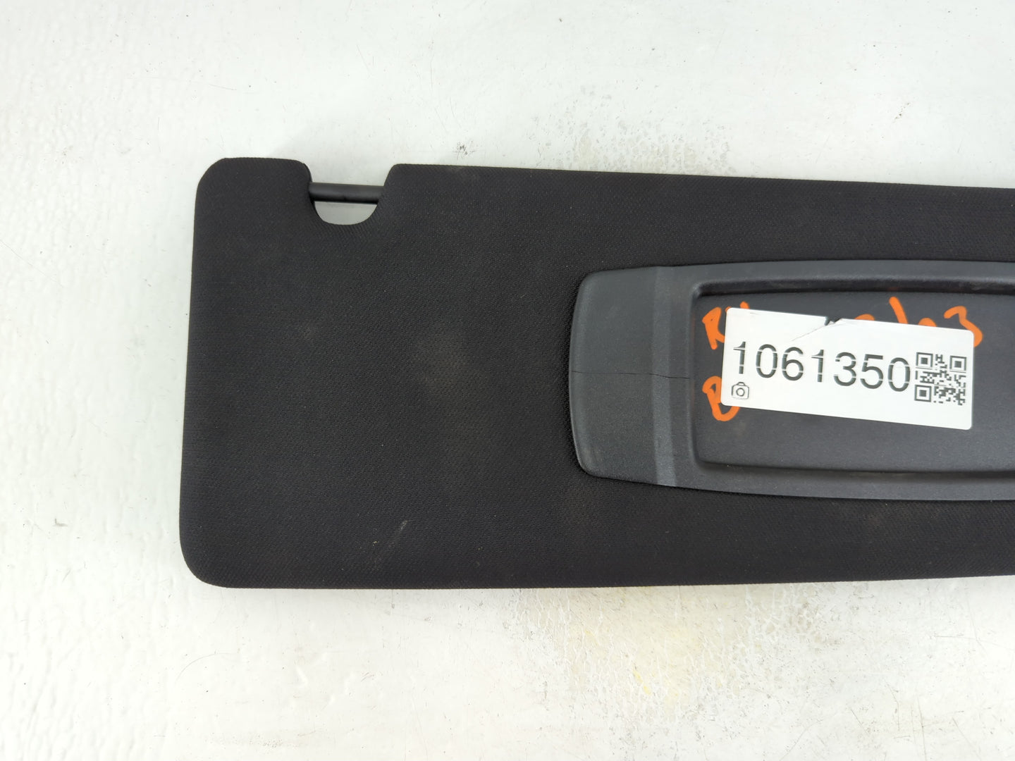 2023 Bmw 524td Sun Visor Shade Replacement Passenger Right Mirror Fits OEM Used Auto Parts - Oemusedautoparts1.com