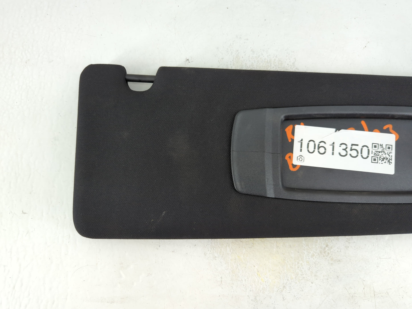 2023 Bmw 524td Sun Visor Shade Replacement Passenger Right Mirror Fits OEM Used Auto Parts - Oemusedautoparts1.com