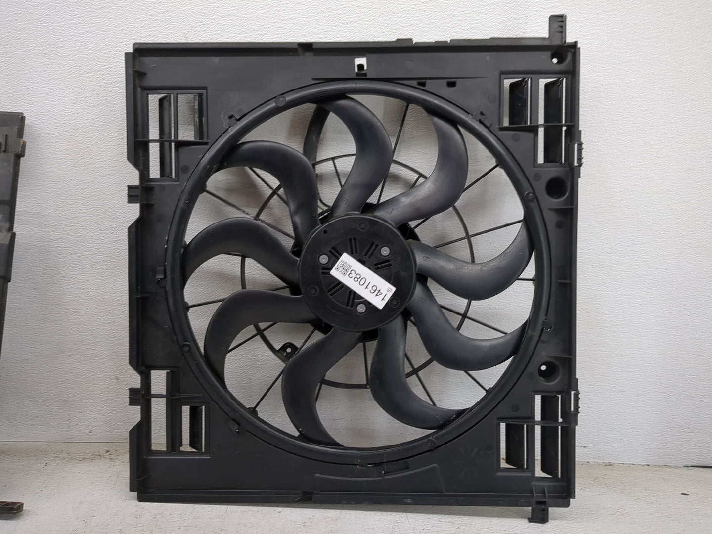 2023 Bmw X3 Electric Radiator Cooling Fan Motor Assembly 1461083 - Oemusedautoparts1.com