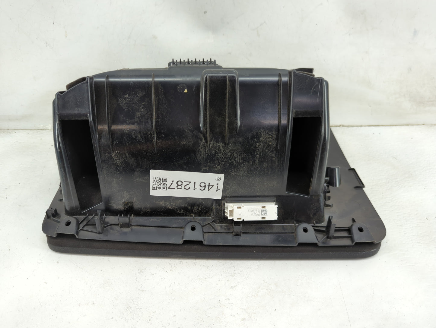 2023 Bmw X3 Passenger Glove Box Door Storage Compartment - Oemusedautoparts1.com