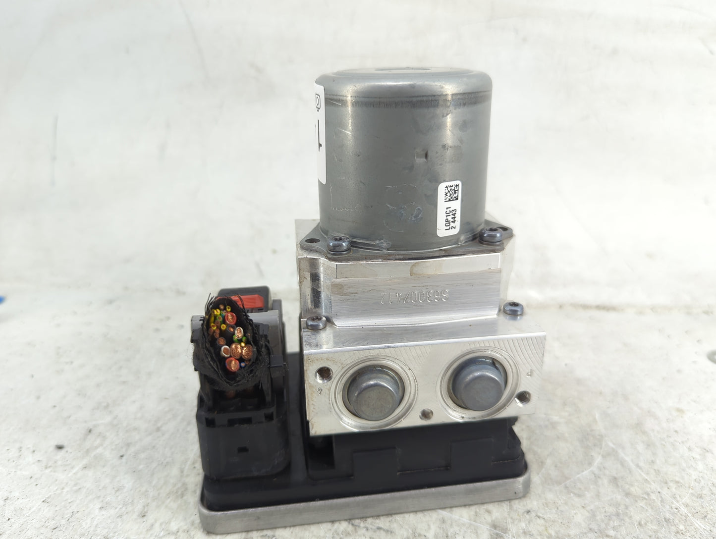 2023 Bmw X3 ABS Pump Control Module Replacement P/N:6SAF9F201 5A0F9F201, 34525A0F9F2, 34525A5F9F201 Fits OEM Used Auto Parts