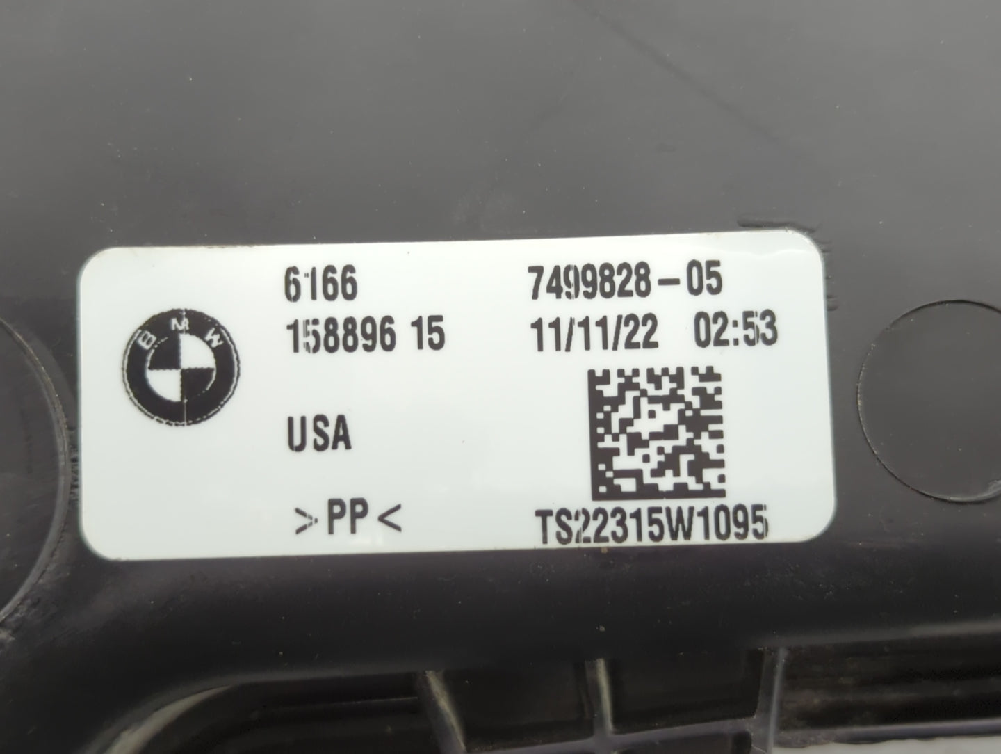 2023 Bmw X5 Front Windshield Wiper Motor P/N:7499828-05 TS22315W1095, 158896 Fits OEM Used Auto Parts - Oemusedautoparts1.co