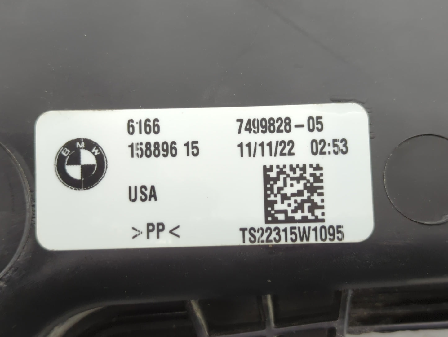 2023 Bmw X5 Front Windshield Wiper Motor P/N:7499828-05 TS22315W1095, 158896 Fits OEM Used Auto Parts - Oemusedautoparts1.co