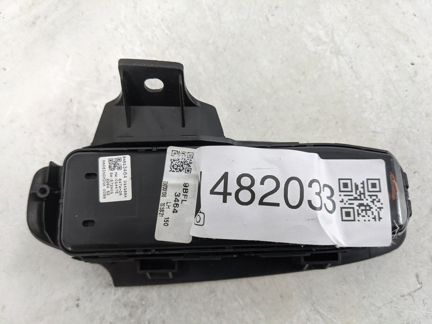 2020-2021 Buick Encore Master Power Window Switch Replacement Driver Side Left P/N:84513464 Fits Fits 2020 2021 OEM Used Aut