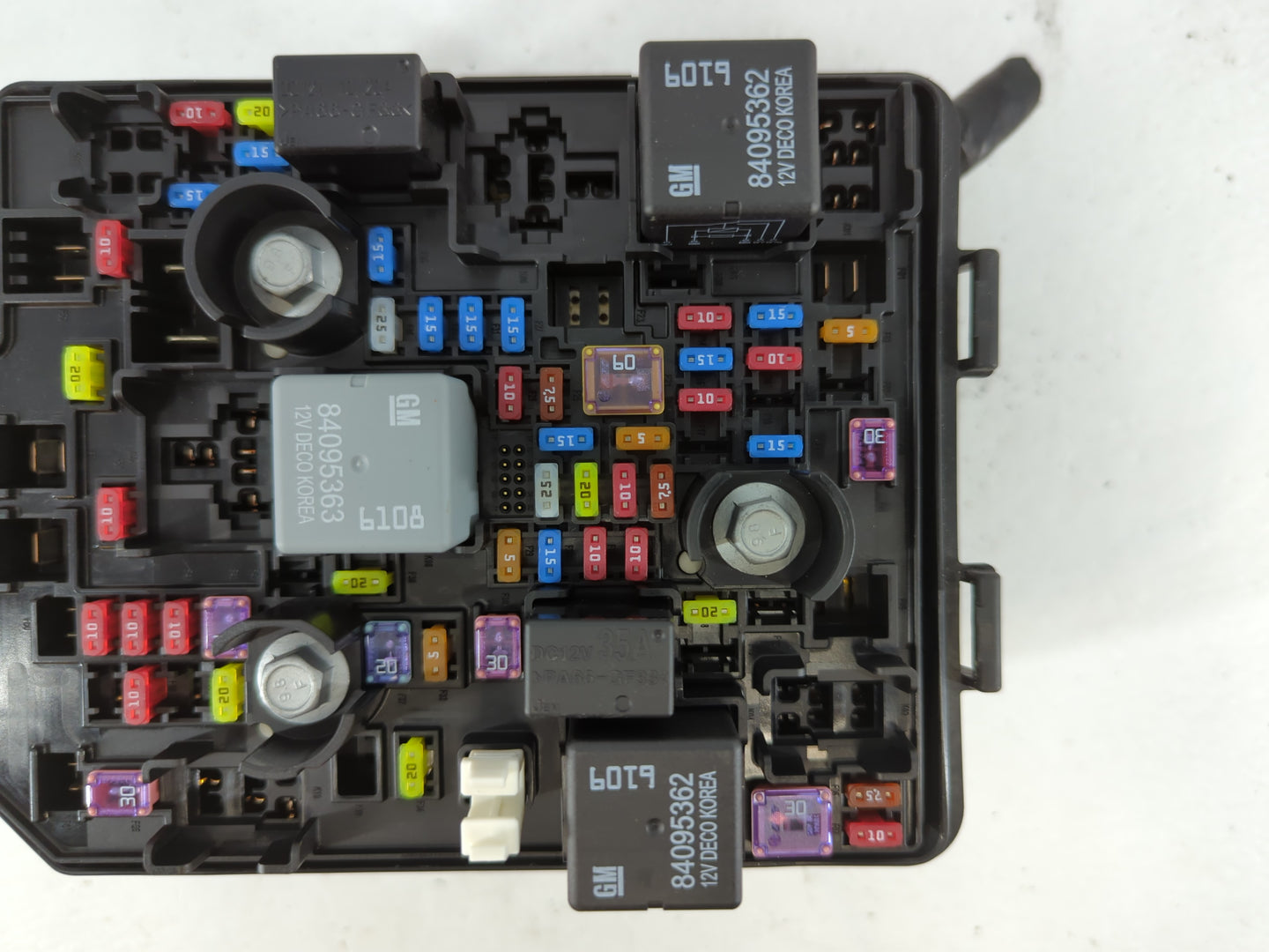 2020-2021 Buick Encore Fusebox Fuse Box Panel Relay Module P/N:0000114 30959L 42823945 Fits Fits 2020 2021 OEM Used Auto Par