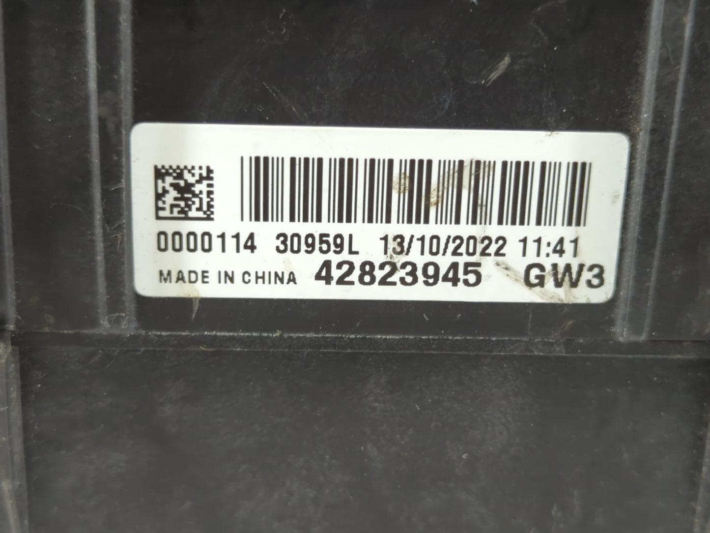 2020-2021 Buick Encore Fusebox Fuse Box Panel Relay Module P/N:0000114 30959L 42823945 Fits Fits 2020 2021 OEM Used Auto Par