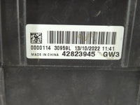 2020-2021 Buick Encore Fusebox Fuse Box Panel Relay Module P/N:0000114 30959L 42823945 Fits Fits 2020 2021 OEM Used Auto Par
