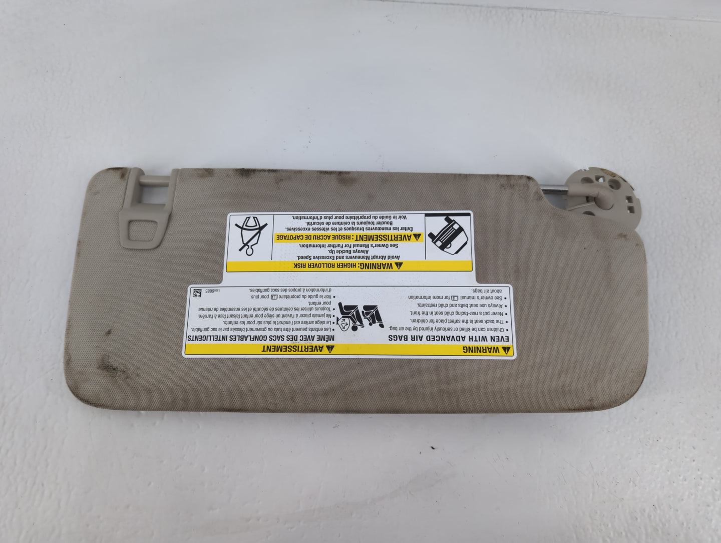 2020-2021 Buick Encore Sun Visor Shade Replacement Passenger Right Mirror Fits Fits 2020 2021 OEM Used Auto Parts - Oemuseda