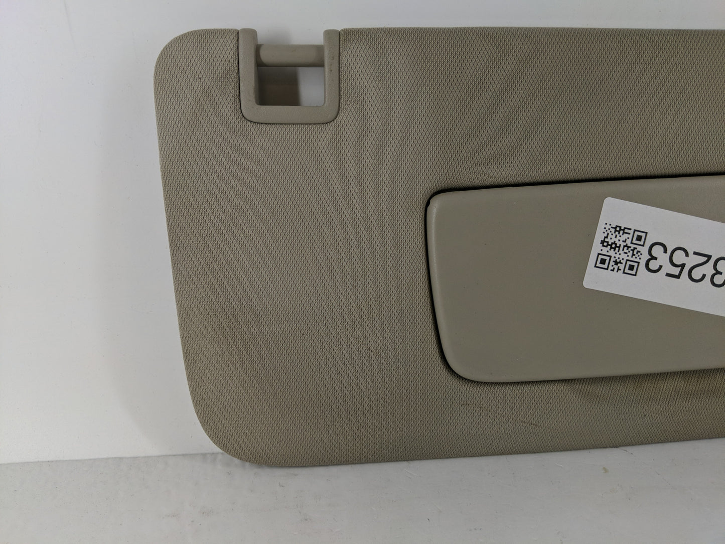 2020-2021 Buick Encore Gx Sun Visor Shade Replacement Passenger Right Mirror Fits Fits 2020 2021 OEM Used Auto Parts - Oemus