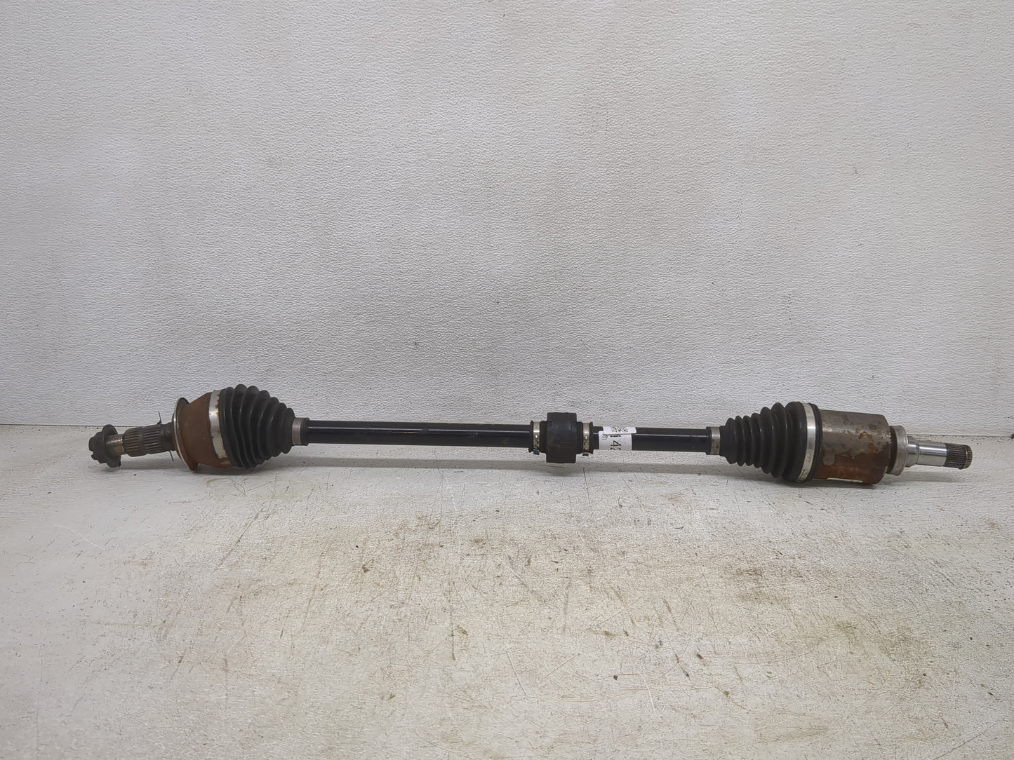 2020-2021 Buick Encore Gx Axle Shaft Front Passenger Cv C/v - Oemusedautoparts1.com