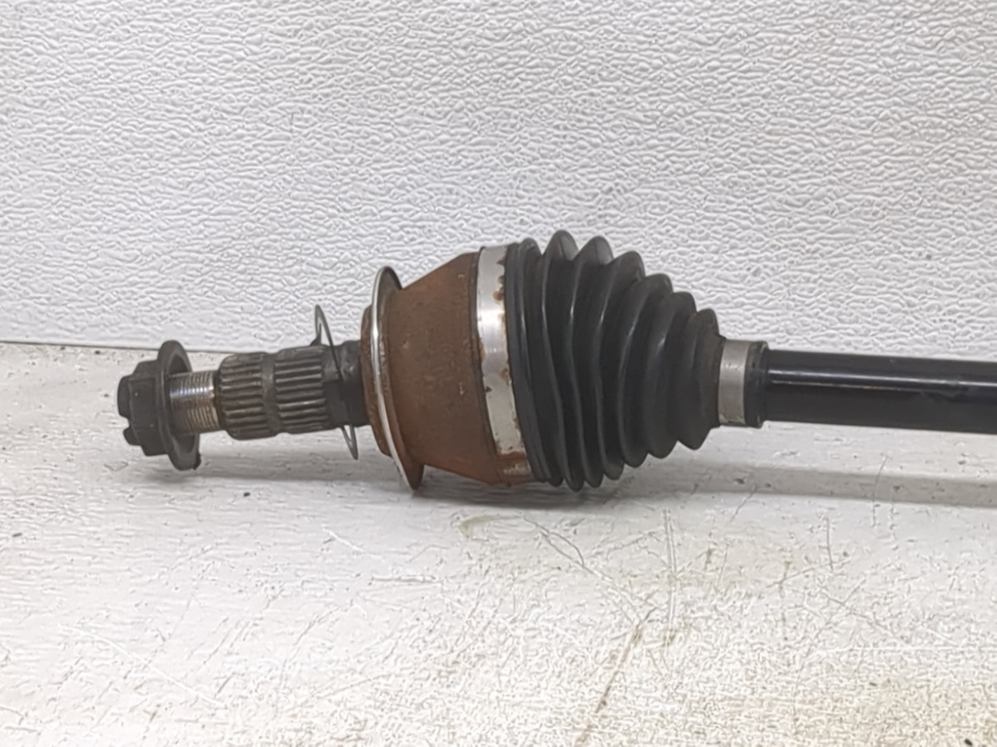 2020-2021 Buick Encore Gx Axle Shaft Front Passenger Cv C/v - Oemusedautoparts1.com