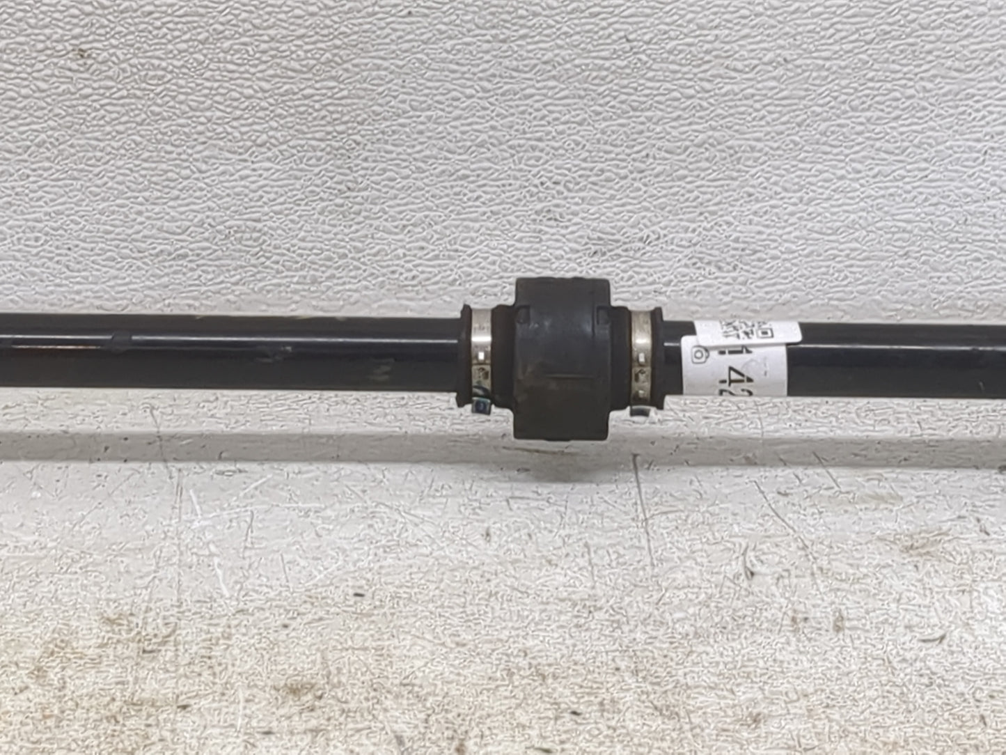 2020-2021 Buick Encore Gx Axle Shaft Front Passenger Cv C/v - Oemusedautoparts1.com