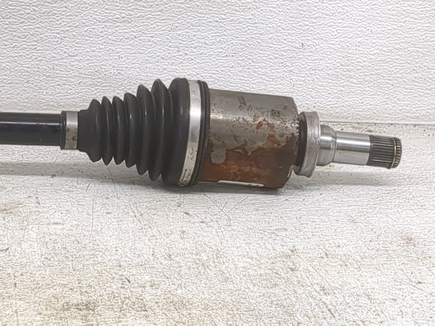 2020-2021 Buick Encore Gx Axle Shaft Front Passenger Cv C/v - Oemusedautoparts1.com