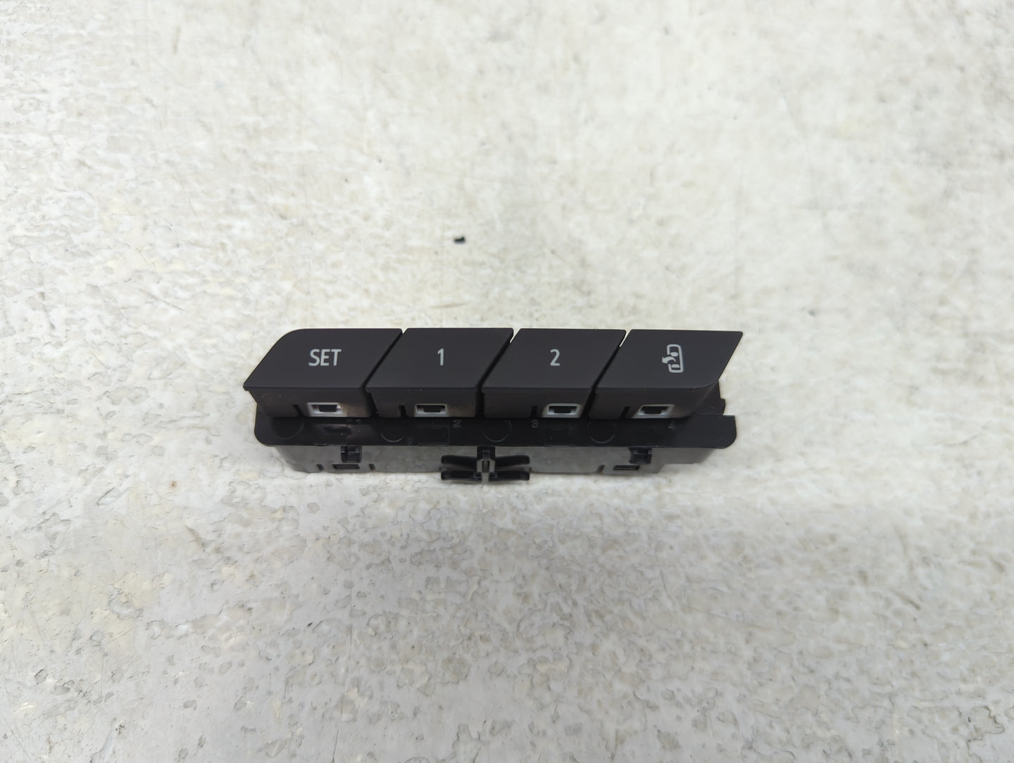 2023 Buick Envision Master Power Window Switch Replacement Driver Side Left P/N:84894505 Fits OEM Used Auto Parts - Oemuseda