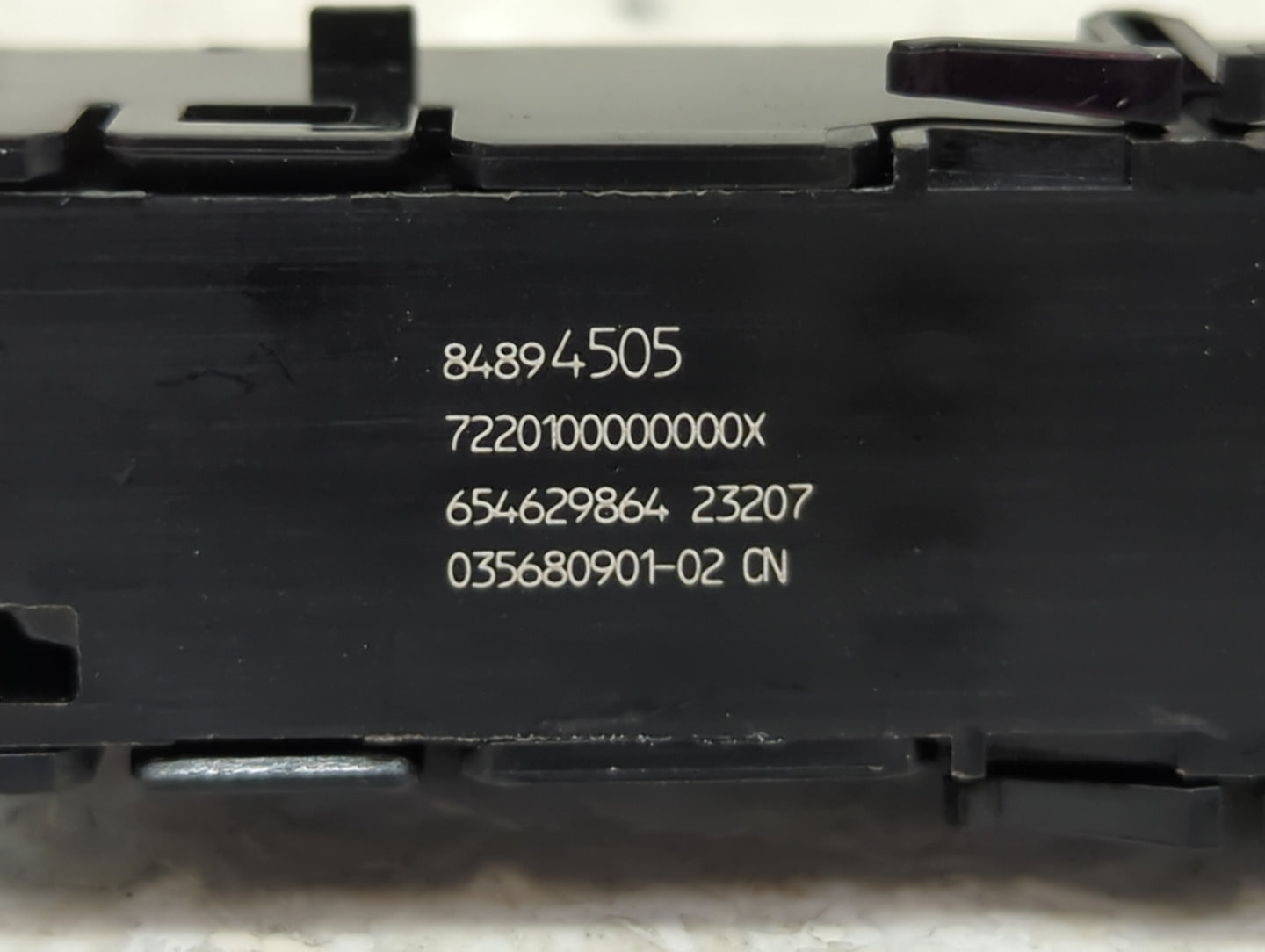 2023 Buick Envision Master Power Window Switch Replacement Driver Side Left P/N:84894505 Fits OEM Used Auto Parts - Oemuseda