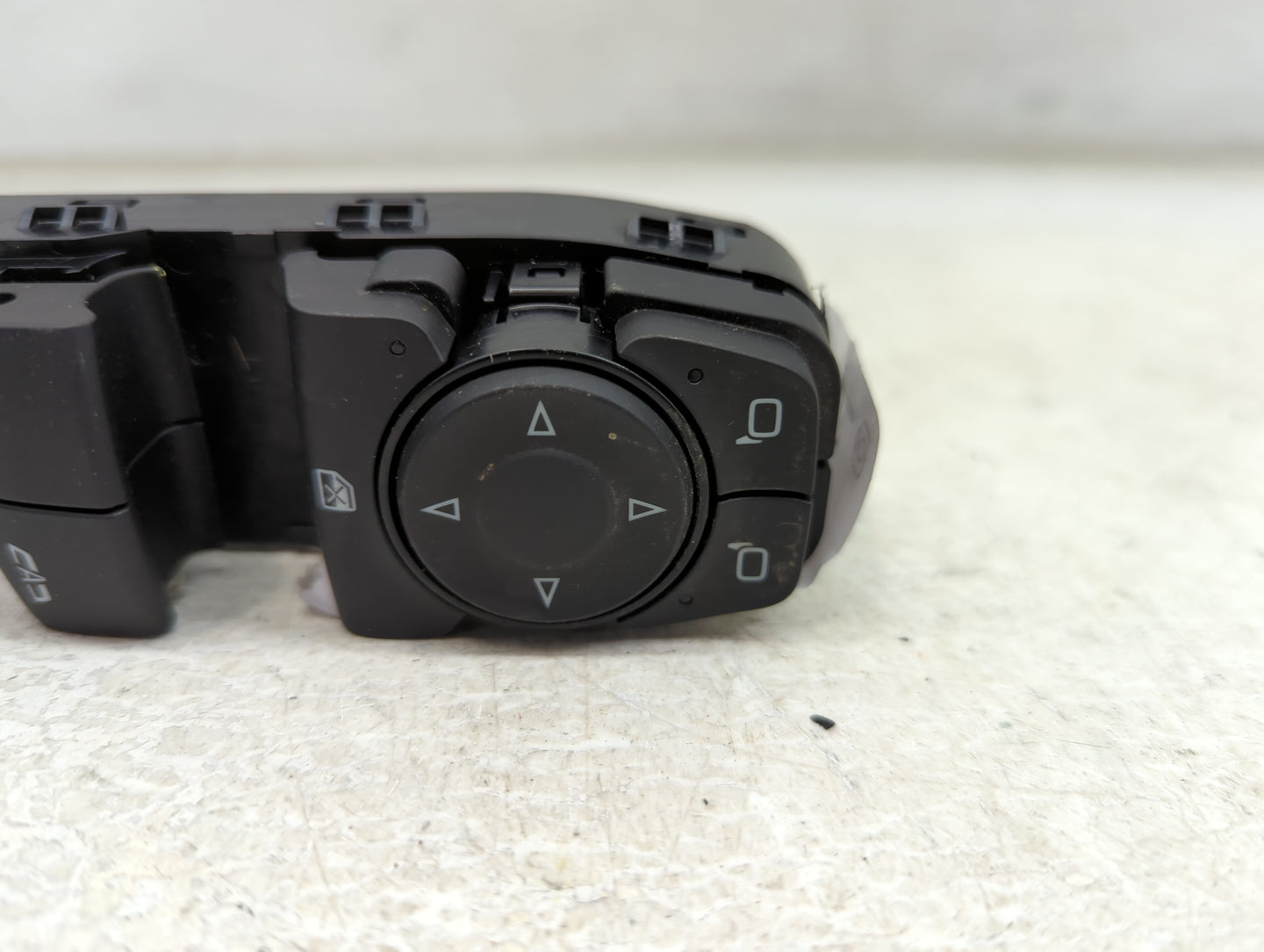 2023 Buick Envision Master Power Window Switch Replacement Driver Side Left Fits OEM Used Auto Parts - Oemusedautoparts1.com