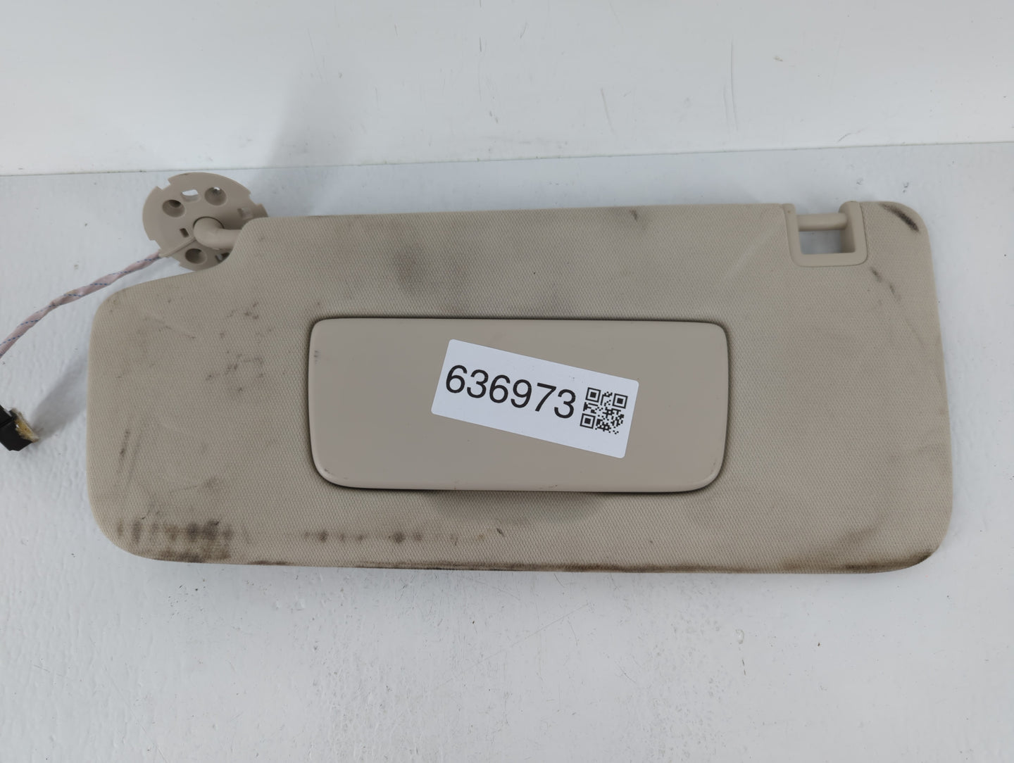 2021-2022 Buick Envision Sun Visor Shade Replacement Driver Left Mirror Fits Fits 2021 2022 OEM Used Auto Parts - Oemusedaut