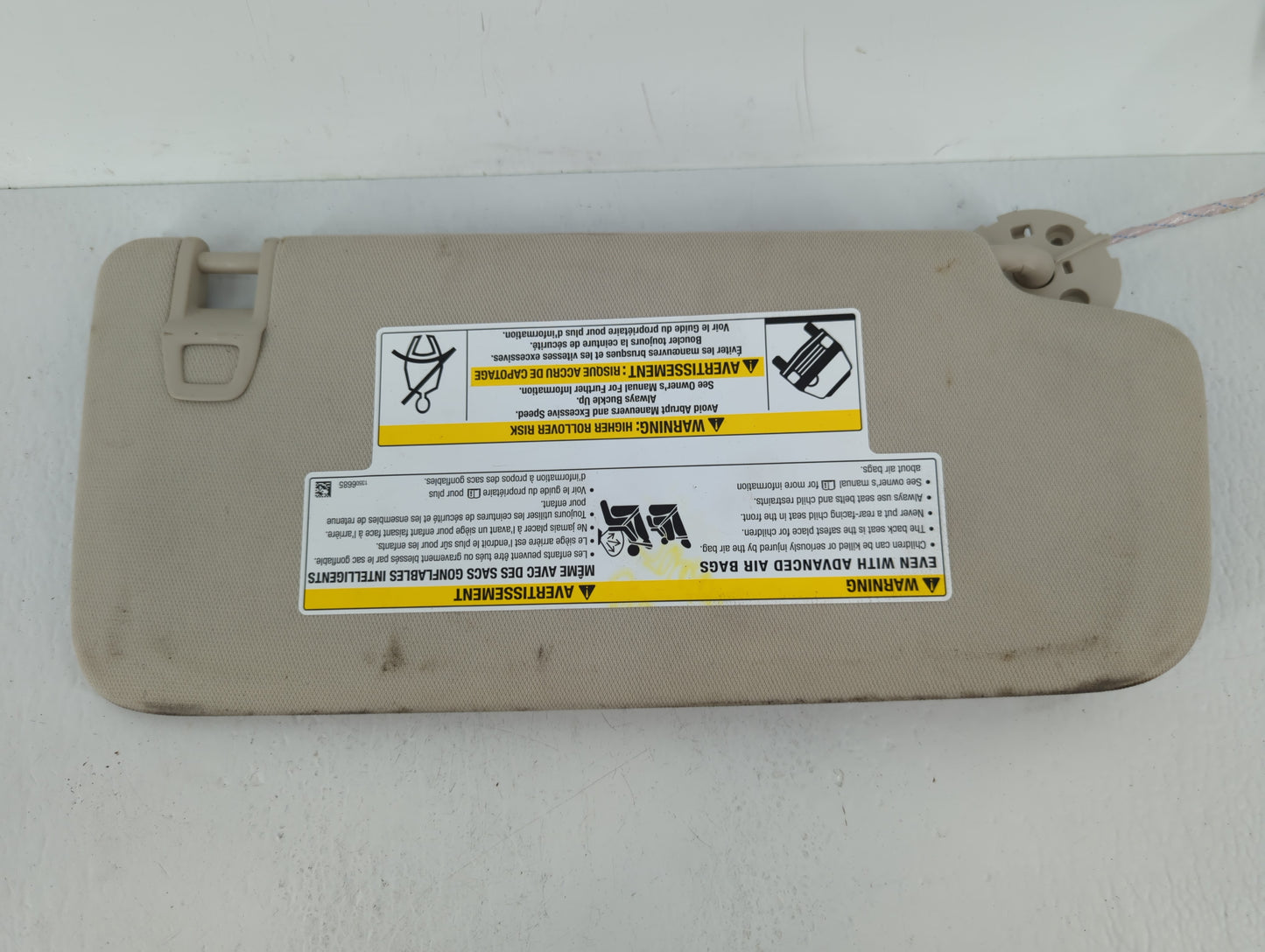 2021-2022 Buick Envision Sun Visor Shade Replacement Driver Left Mirror Fits Fits 2021 2022 OEM Used Auto Parts - Oemusedaut