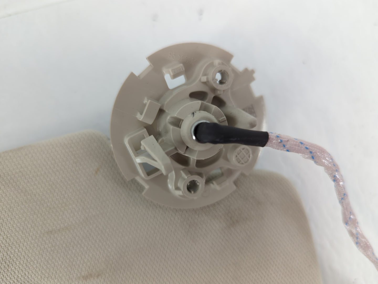 2021-2022 Buick Envision Sun Visor Shade Replacement Passenger Right Mirror Fits Fits 2021 2022 OEM Used Auto Parts - Oemuse